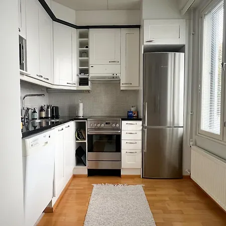 Apartment Kaksio Jaervinaekymaellae Ja Saunalla Lahden Satamasta *